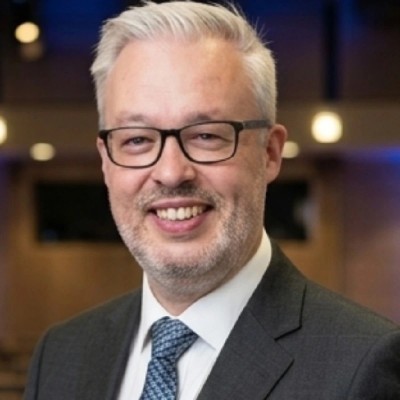 dr-mike-brady-welsh-ambulance